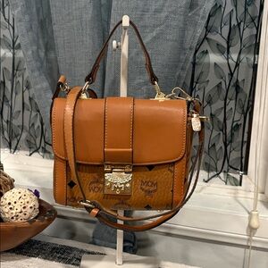 Inspire Designer Fashion Brown Crossbody/handbag
